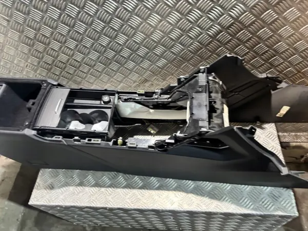 Accoudoir tunnel central OEM pour Range Rover Evoque image 3
