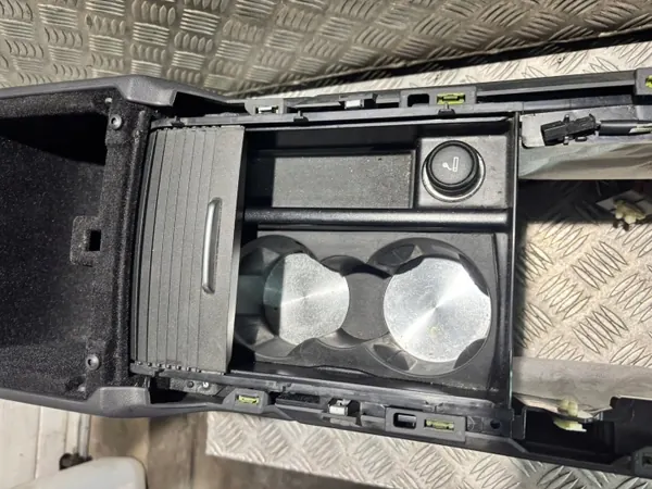 Accoudoir tunnel central OEM pour Range Rover Evoque image 6