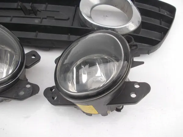 Halogeen Voorbumperrooster Mercedes A W169 Lift A1698871115 image 4