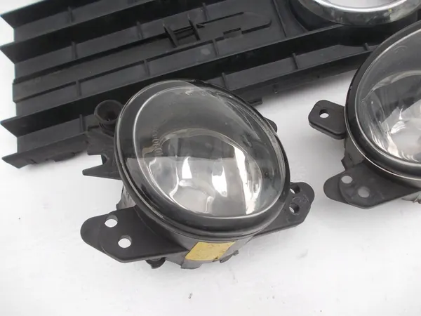 Halogeen Voorbumperrooster Mercedes A W169 Lift A1698871115 image 5