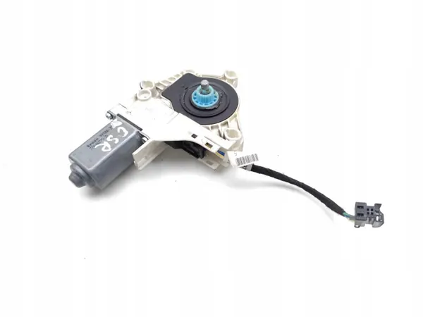 Moteur de vitre arrière droit Audi A6 C6 2.0 TDI OEM 8K0959812B image 2