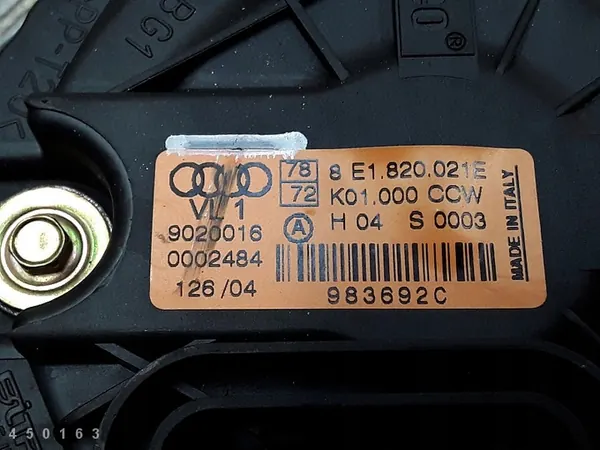 Lämmittimen puhallin Audi A4 2004 8e1820021e image 6