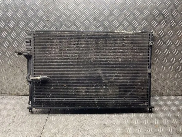Ilmastointikondensaattori OEM 4E0260401K Audi A8 D3 4.0TDI image 3