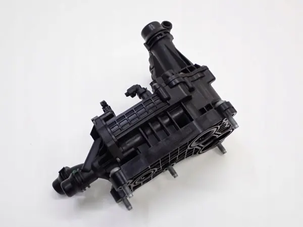 Thermostatbehuizing OEM 05L121111Q voor Skoda Kodiaq 2.0 TDI image 4