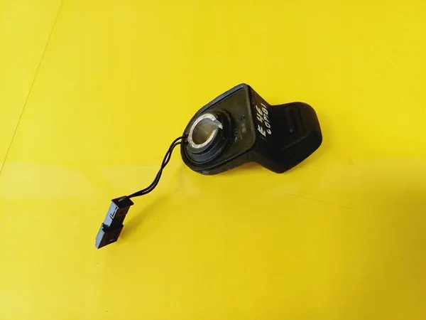 Kattoluukun lukitusmikrosiru BMW E46 Kombi 8385694 image 2