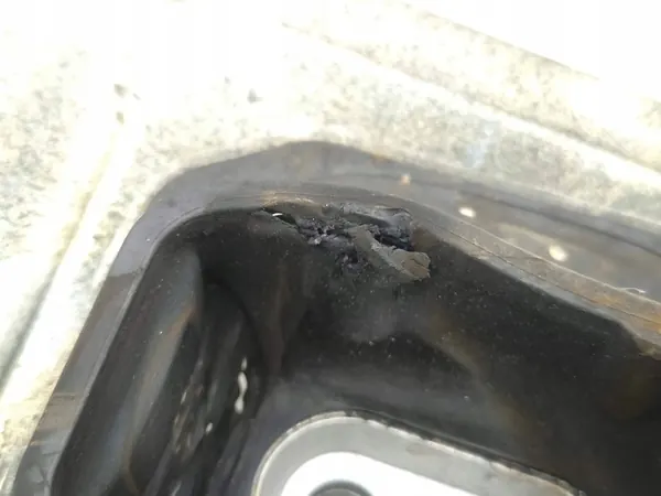 Peugeot 3008 II 2022 Vaihteiston kiinnitys vasen image 5