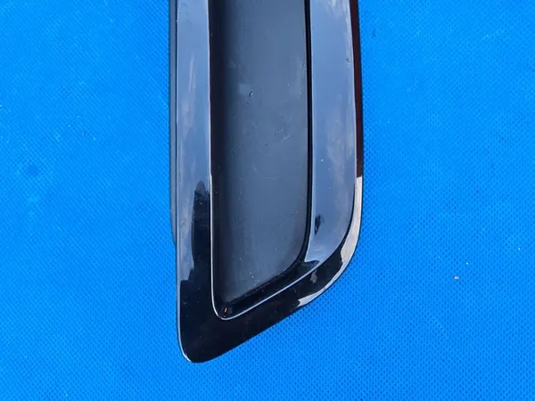 Bordure de Grille D'Aile Droite BMW X5 G05 image 2