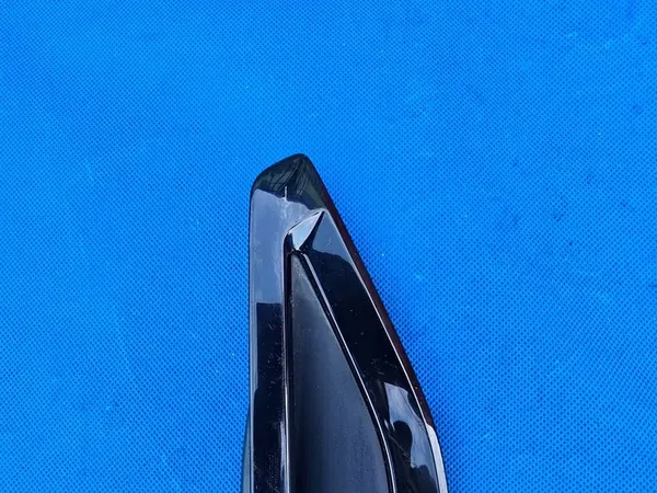 Bordure de Grille D'Aile Droite BMW X5 G05 image 4