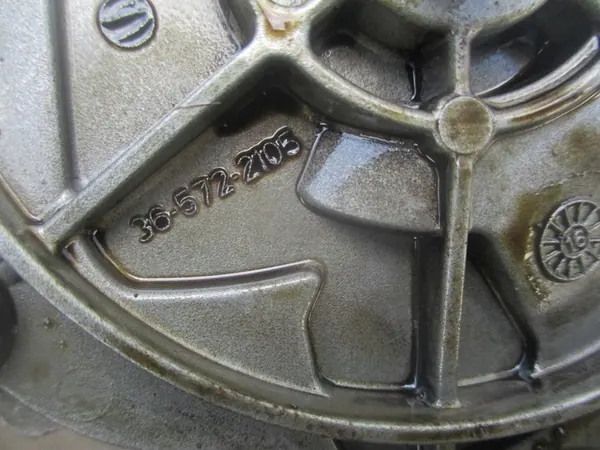 Olje pump Opel Astra K Corsa E Karl 1.0 12V Turbo image 4