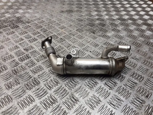 Hyundai EGR-venttiili OEM AM-522059 i30 1.6 CRDi 2010 image 2