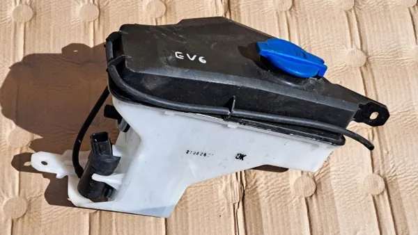 Réservoir lave-glace KIA EV6 OEM 98610-G1000 image 2