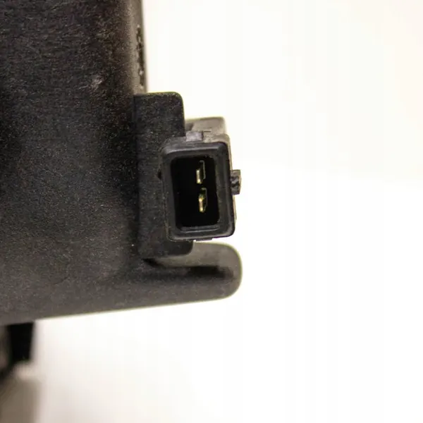 Jaguar XK8 - XKR 2001 Coolant Expansion Tank MJD4400AB image 5