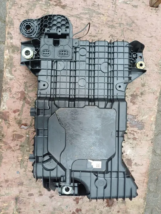 Support de réservoir AdBlue Citroen C5 Aircross B78E63SDP24 image 3