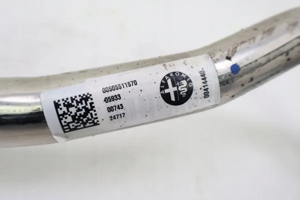 Alfa Romeo Giulia Kraftstoffeinfüllstutzen OEM 00505511570 image 6