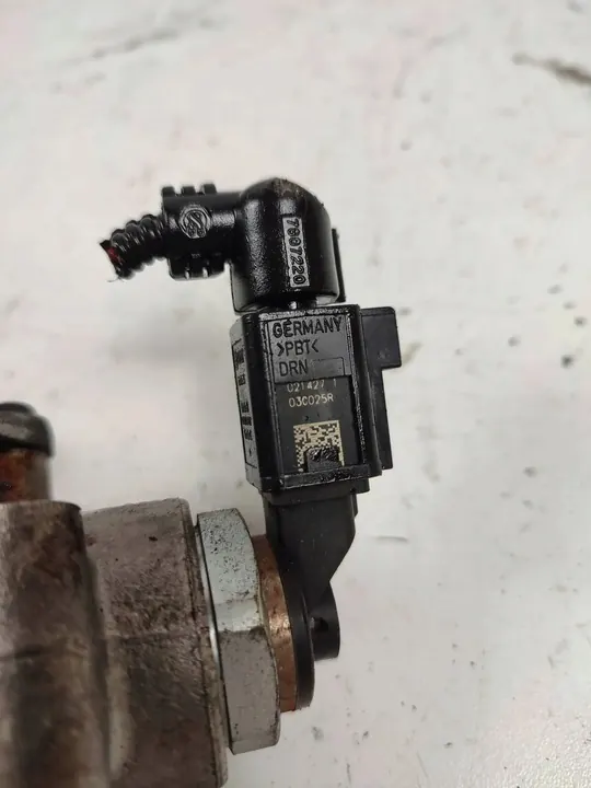 Hochdruckpumpe VW Golf V Passat B6 1.6 FSI OEM 03C127025R image 4