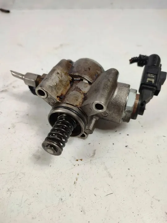 Hochdruckpumpe VW Golf V Passat B6 1.6 FSI OEM 03C127025R image 6
