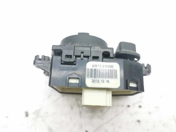 Módulo de espelho Hyundai Santa Fe 2013 OEM 935732W200 image 5