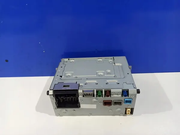 CD-Wechsler Volvo S60 2015 OEM 31421665 image 2
