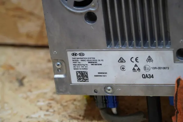 OEM 96560-Q4340 navigointiyksikkö Kia Niro 21r:lle image 6