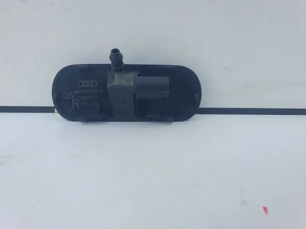 Frontscheibenwischerdüse OEM 8R0955988B image 5
