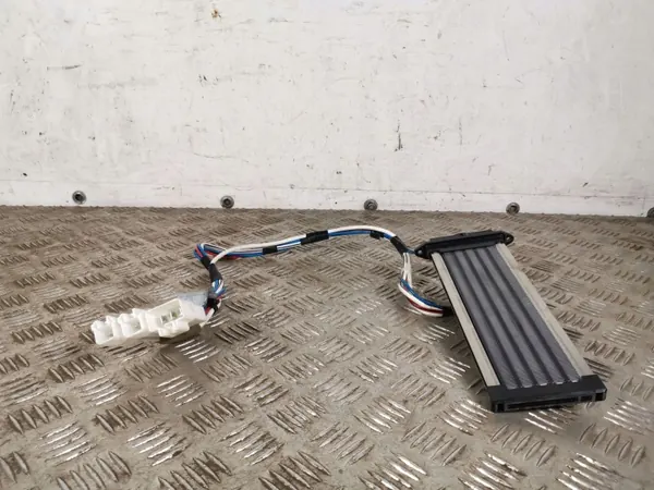 Chauffage électrique Toyota RAV4 XA40 OEM FBZ11547 image 2