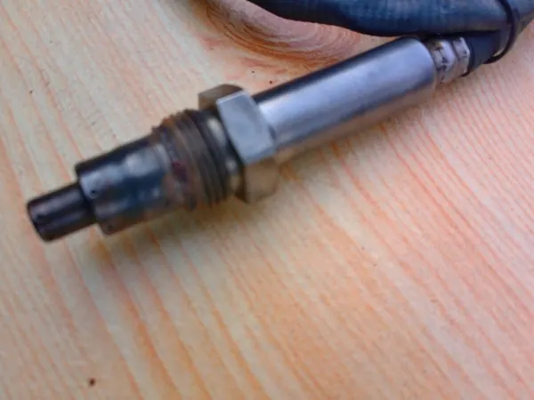 Sonda Lambda OEM A0009050108 - Mercedes-Benz usado image 4