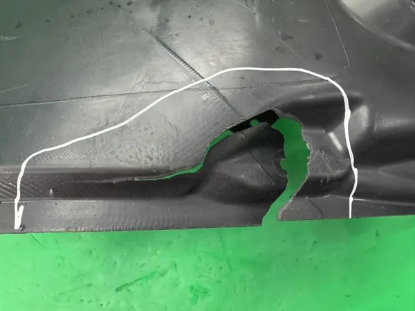 Aile avant gauche OEM 638430101R pour Renault Megane 3 image 5