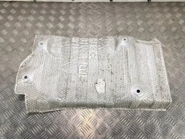 FBZ21776 Pakoputken lämpösuoja Toyota Prius 2017 image 2