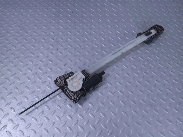 BMW 5 GT F07 zijrolmotor links achter OEM 51359156529 image 2