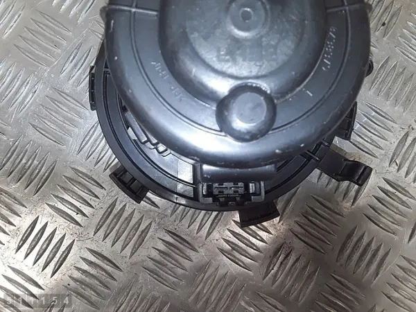 Citroen C5 Verwarmingsventilator OEM bz38379 image 4