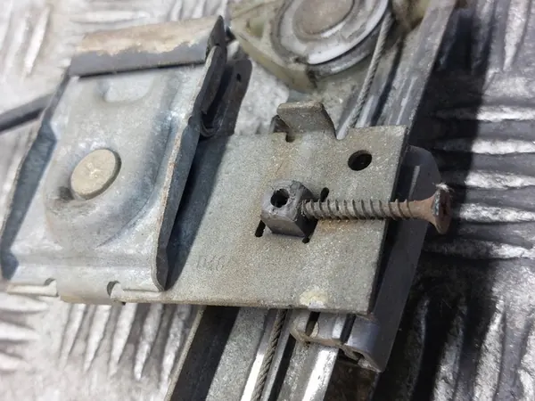 Mecanismo de janela dianteira esquerda Cordoba I 6K3837401B image 4