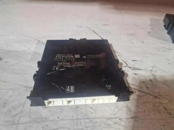 OEM 8999047310 Keyless-System-Modul für Toyota Prius+ image 2