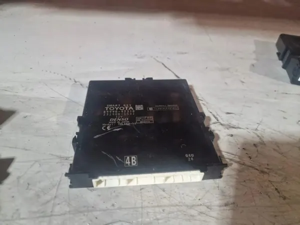 OEM 8999047310 Keyless-System-Modul für Toyota Prius+ image 3