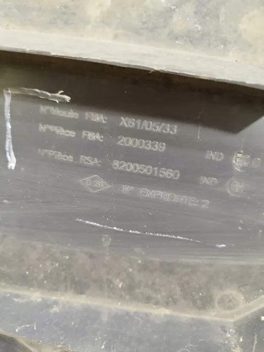 OEM 8200501560 Etupuskurilevynsuojus Renault Kangoo II image 3