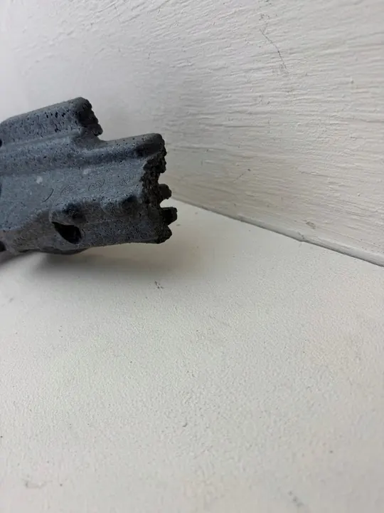 BMW 7 VII G11 G12 Etupuskuri Vaimentaja 51118061181 image 6