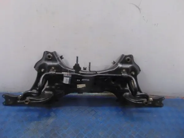 Soporte Motor Kia OEM 62401J7AA0 - Usado image 2