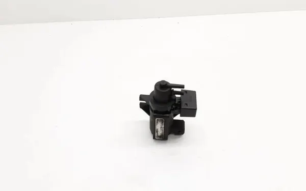 Válvula de vacío BMW OEM 722796010 para E46 Serie 3 image 2