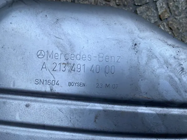 Mercedes Auspufftopf OEM 2134914000 Gebraucht image 3
