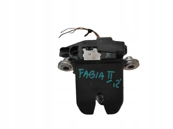 Fecho Porta-Malas Skoda Fabia II OEM 5J0827501C - Usado image 2