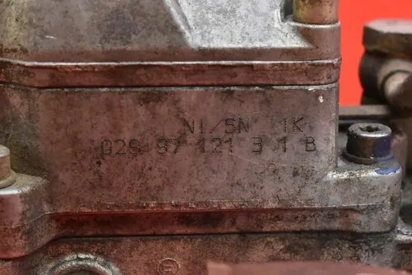 Kraftstoffpumpe VW Transporter T4 2.5 TDI 074130109Q image 7