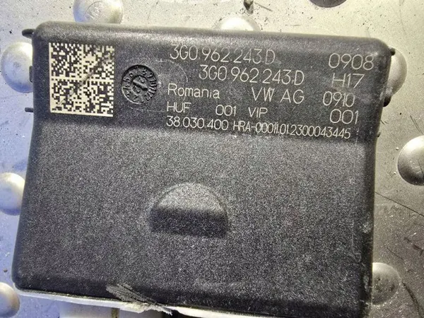 OEM 5FF962253 Cupra Formentor bagageluckssensor image 4