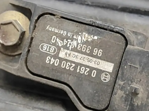 Ansaugkrümmer OEM 0261230043 Citroën C5 2.0L image 6
