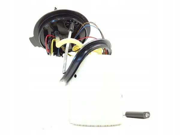 Brandstofpomp Audi A3 8V 1.6 TDI 5Q0919050BB image 2