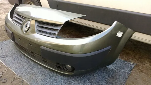 Paraurti anteriore Renault Scenic II 2002-2006 image 3