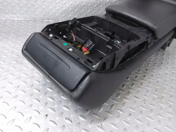 Hintere Armlehne OEM 4H0885075K für Audi A8 S8 D4 image 7