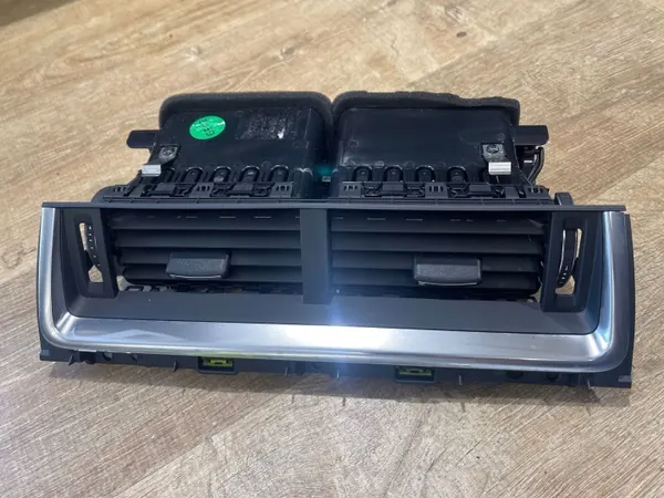 Grelhas ventilação painel Jaguar E-Pace 2019 OEM J9C3014L21A image 2