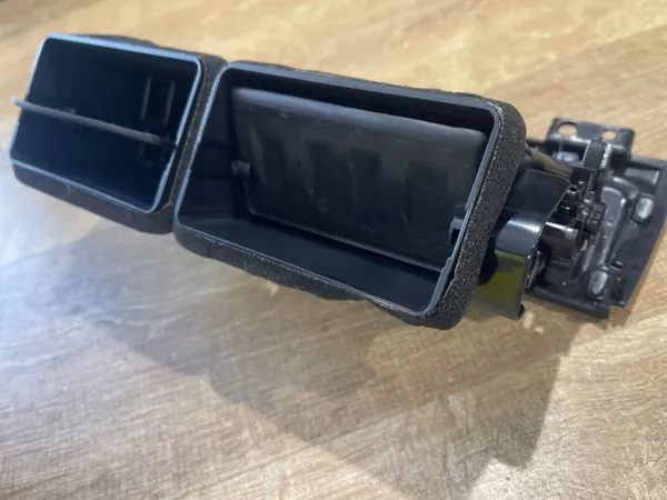 Grelhas ventilação painel Jaguar E-Pace 2019 OEM J9C3014L21A image 3