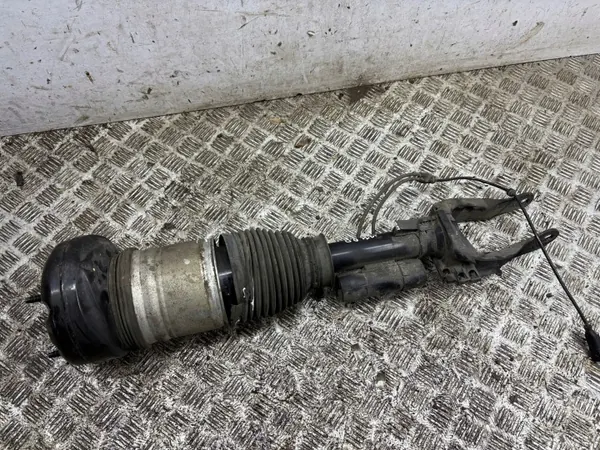 Begagnad fram höger luftfjädring OEM A1673203213 image 2