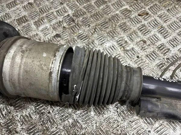 Begagnad fram höger luftfjädring OEM A1673203213 image 4