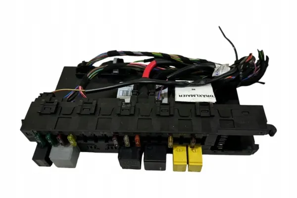 Mercedes-Benz comfortmodule OEM 2095451501 voor C-Klasse image 5